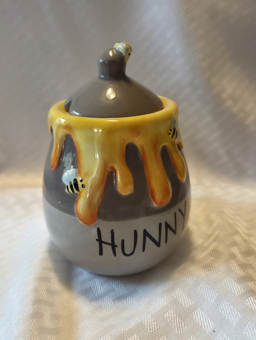 Disney Winnie The Pooh 14 oz HUNNY Honey Pot Jar